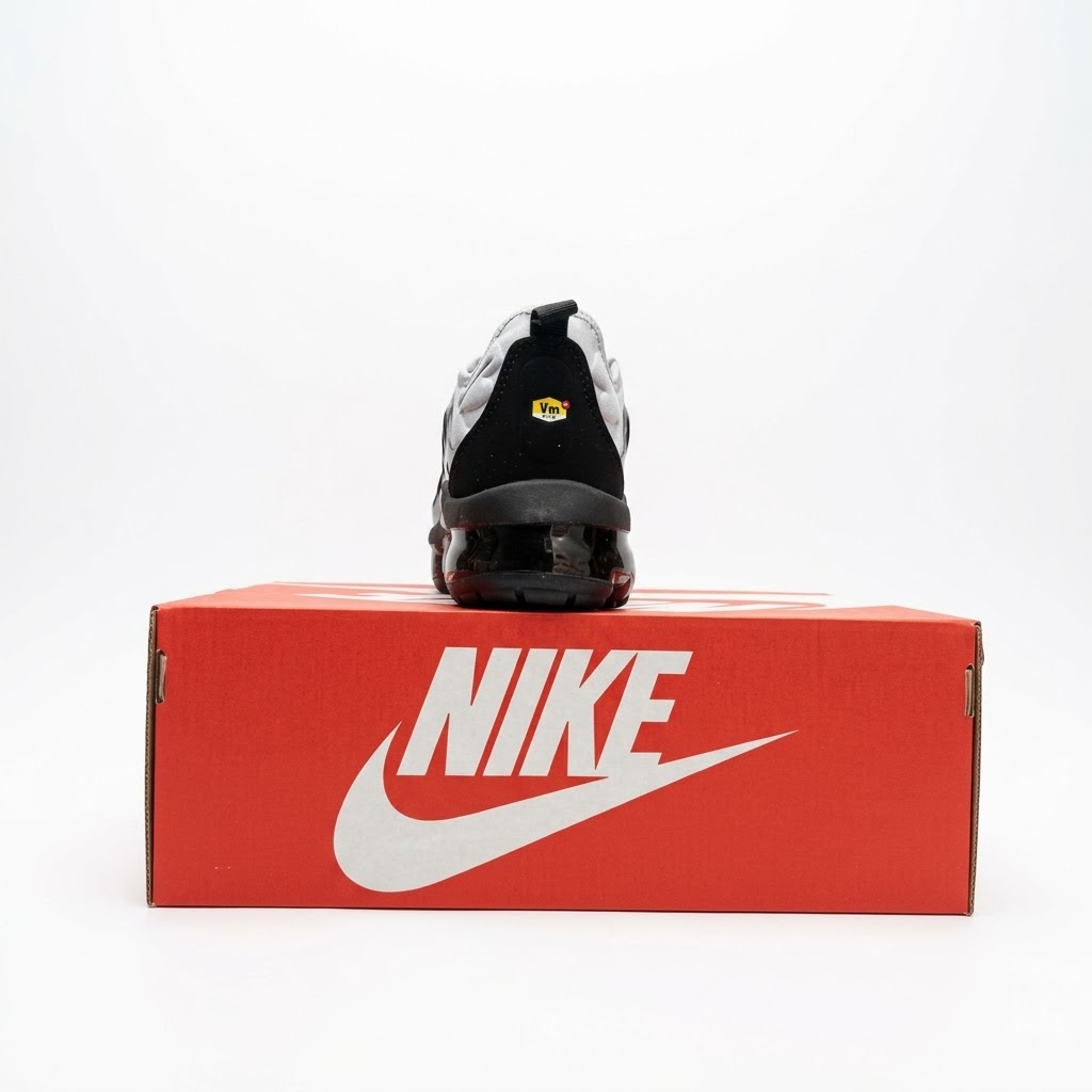 NIKE AIR VAPORMAX PLUS WHITE/BLACK - Εικόνα 2